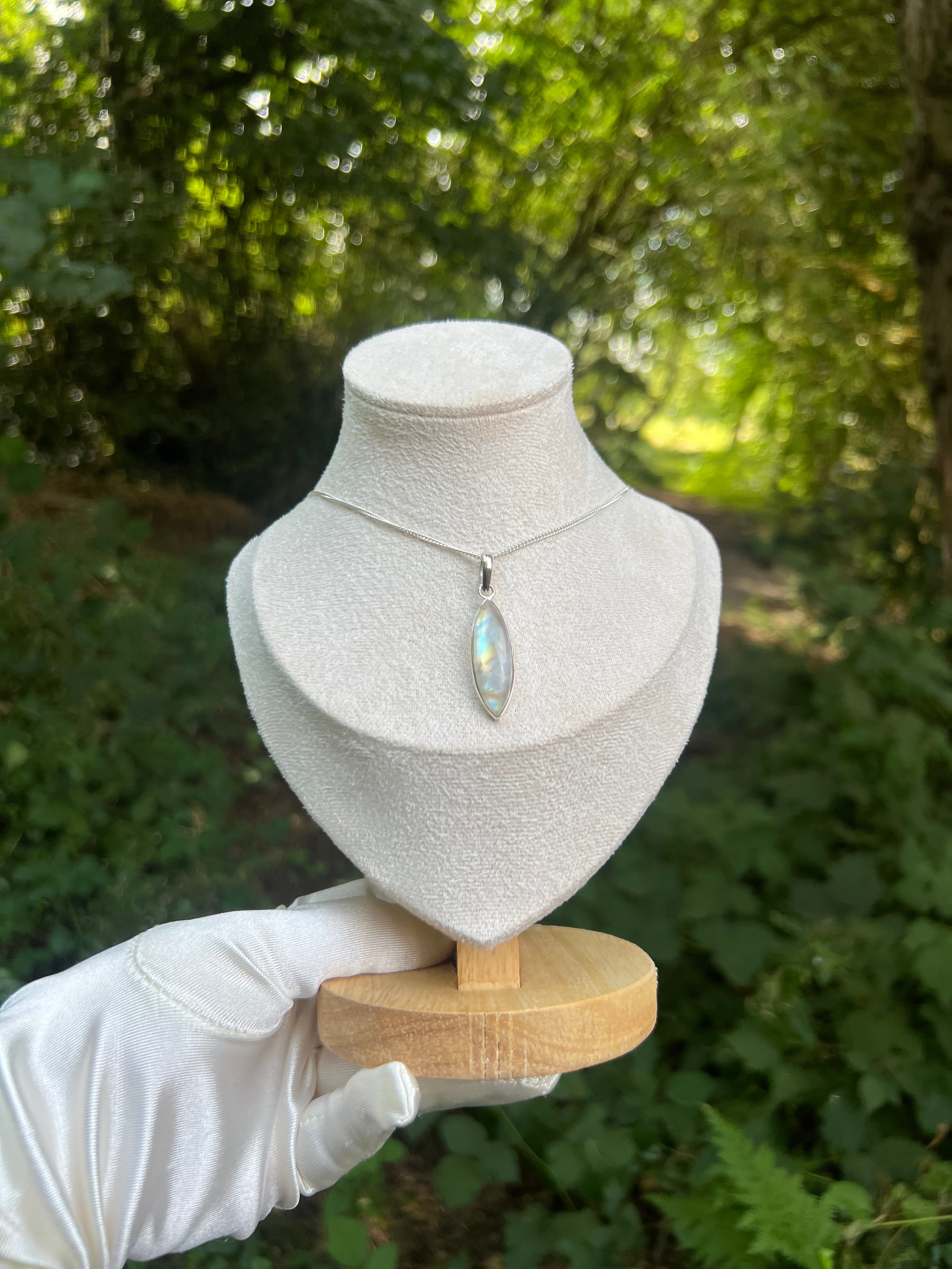 Zenvya - Regenbogen Mondstein Halskette - 925er Silber