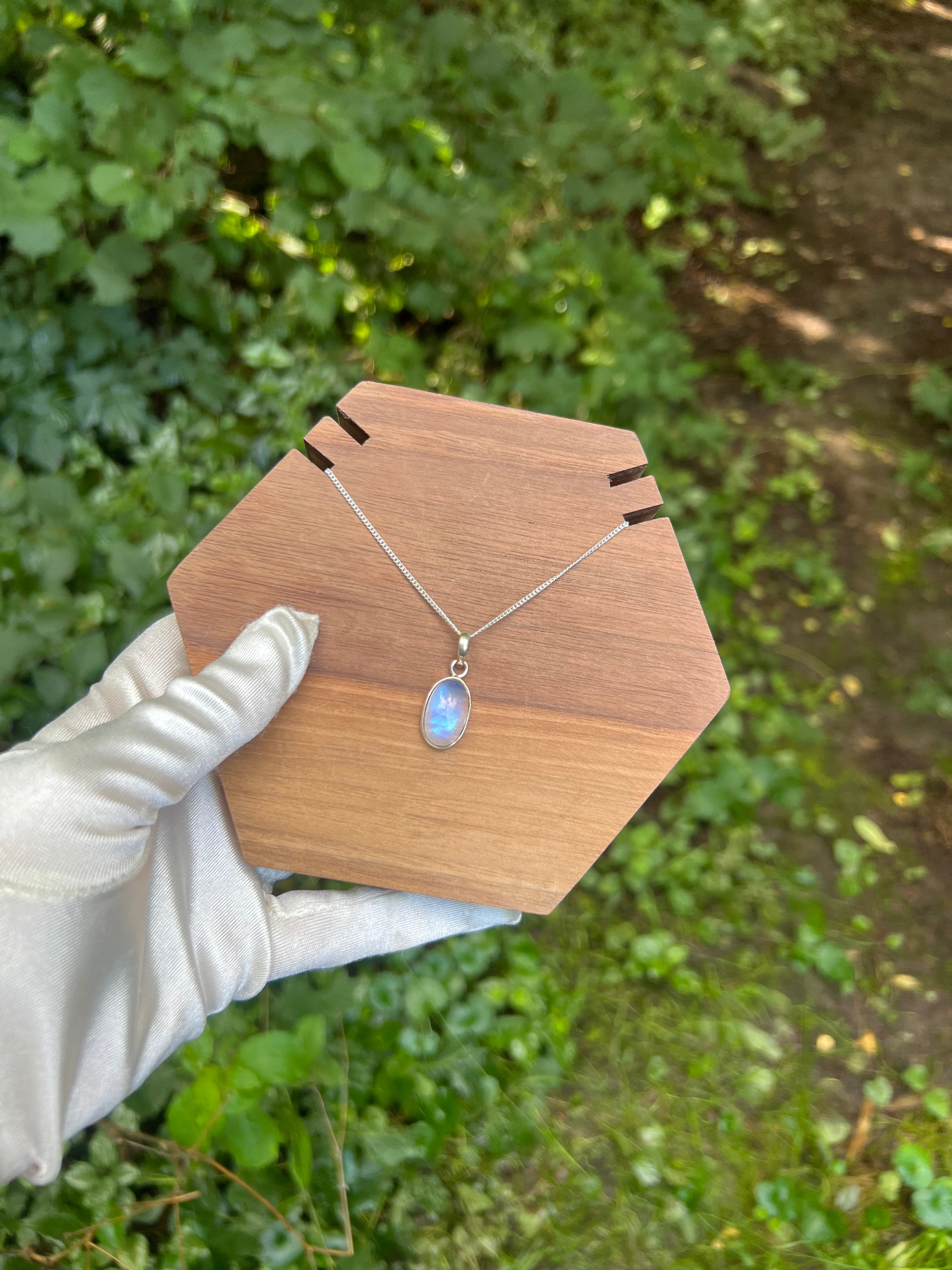 Zenvya - Regenboog Maansteen Ketting No 26 - One of a Kind - 925 zilver