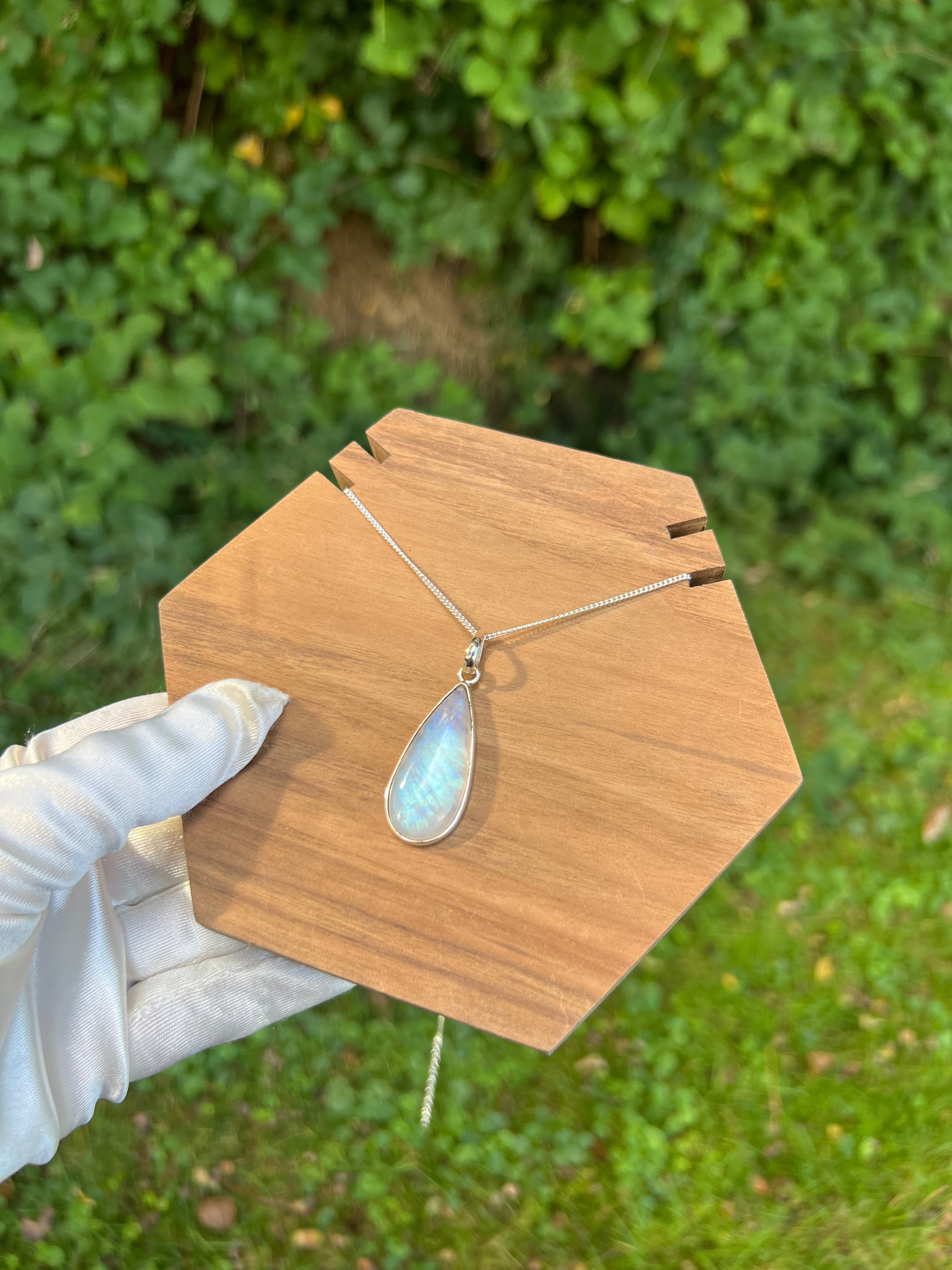 Zenvya - Regenboog Maansteen Ketting No 21  - One of a Kind - 925 zilver