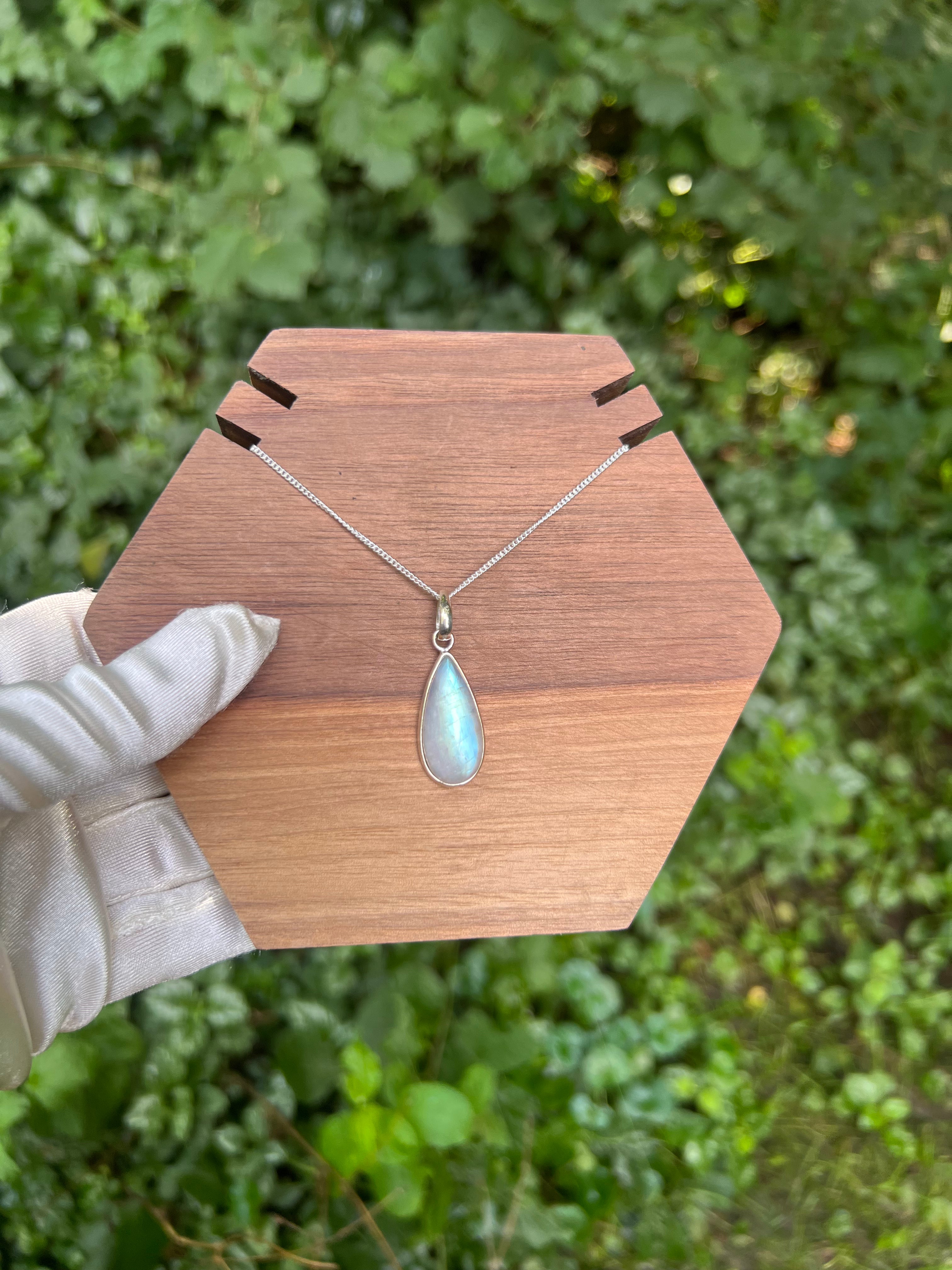 Zenvya - Regenboog Maansteen Ketting No 24  - One of a Kind - 925 zilver